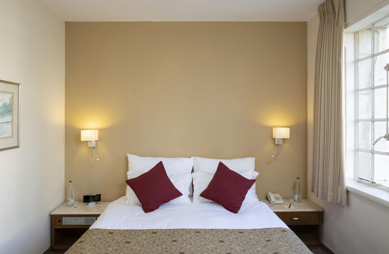 Ymca Three Arches Hotel Йерусалим Екстериор снимка