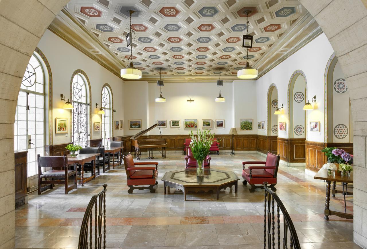 Ymca Three Arches Hotel Йерусалим Екстериор снимка