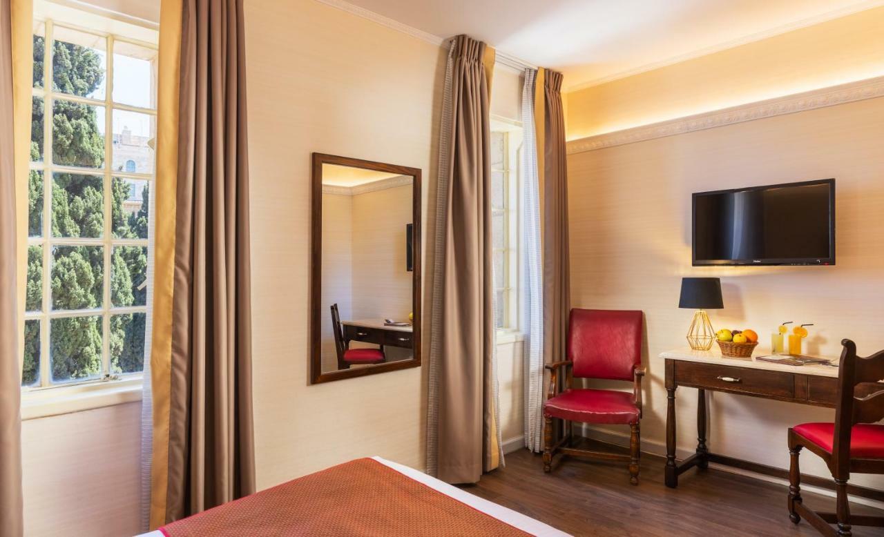 Ymca Three Arches Hotel Йерусалим Екстериор снимка